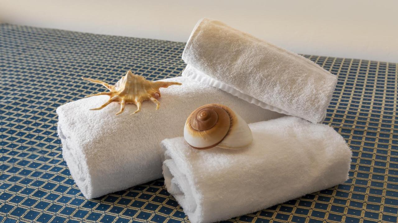 Hotel President'S 佩萨罗 外观 照片